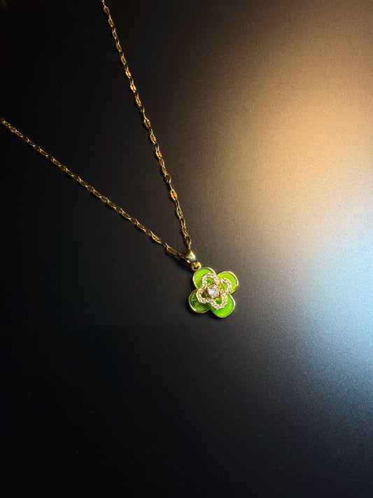 YYBB Jewelry Vintage Green Four Leaf Clover Rotating Pendant Necklace Gold-Plated Enamel CZ Dainty Floral Chain