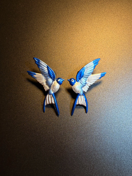 Vintage Style Blue Swallow Stud Earrings - Retro Flying Bird Jewelry