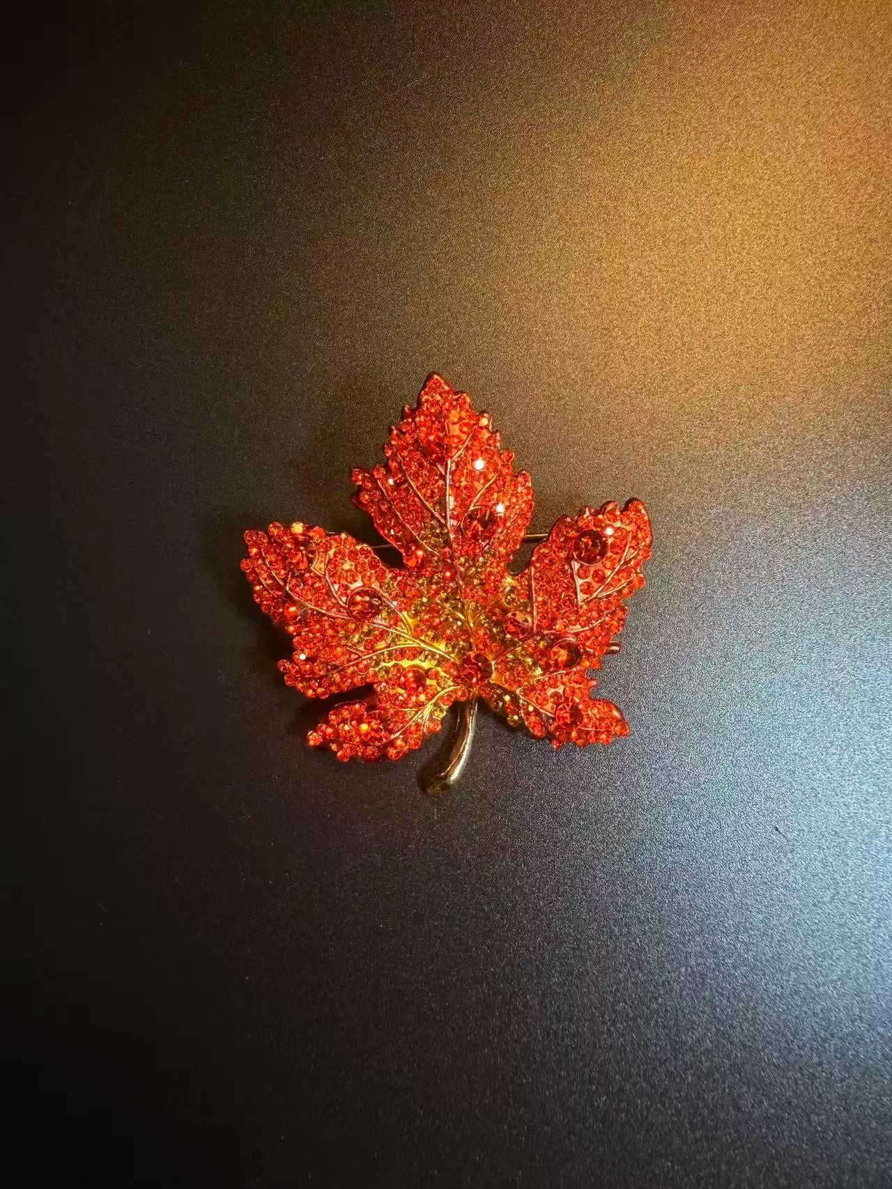 Vintage Style Sparkling Red Maple Leaf Brooch - Rhinestone Autumn Pin