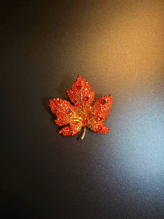 Vintage Style Sparkling Red Maple Leaf Brooch - Rhinestone Autumn Pin