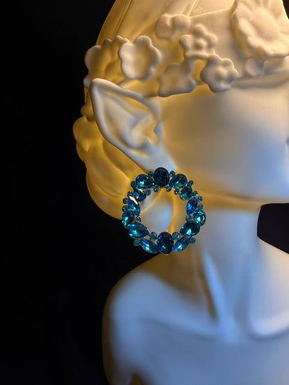 YYBB Jewelry Vintage Blue Crystal Wreath Statement Stud Earrings Rhinestone Halo Design with Mid-Century Glamour