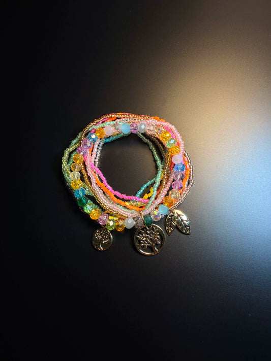 سوار لفّ خرز ملون من YYBB Jewelry مع تعليقة شجرة الحياة، متعدد الطبقات، قوس قزح يدوي الصنع بأسلوب بوهيمي