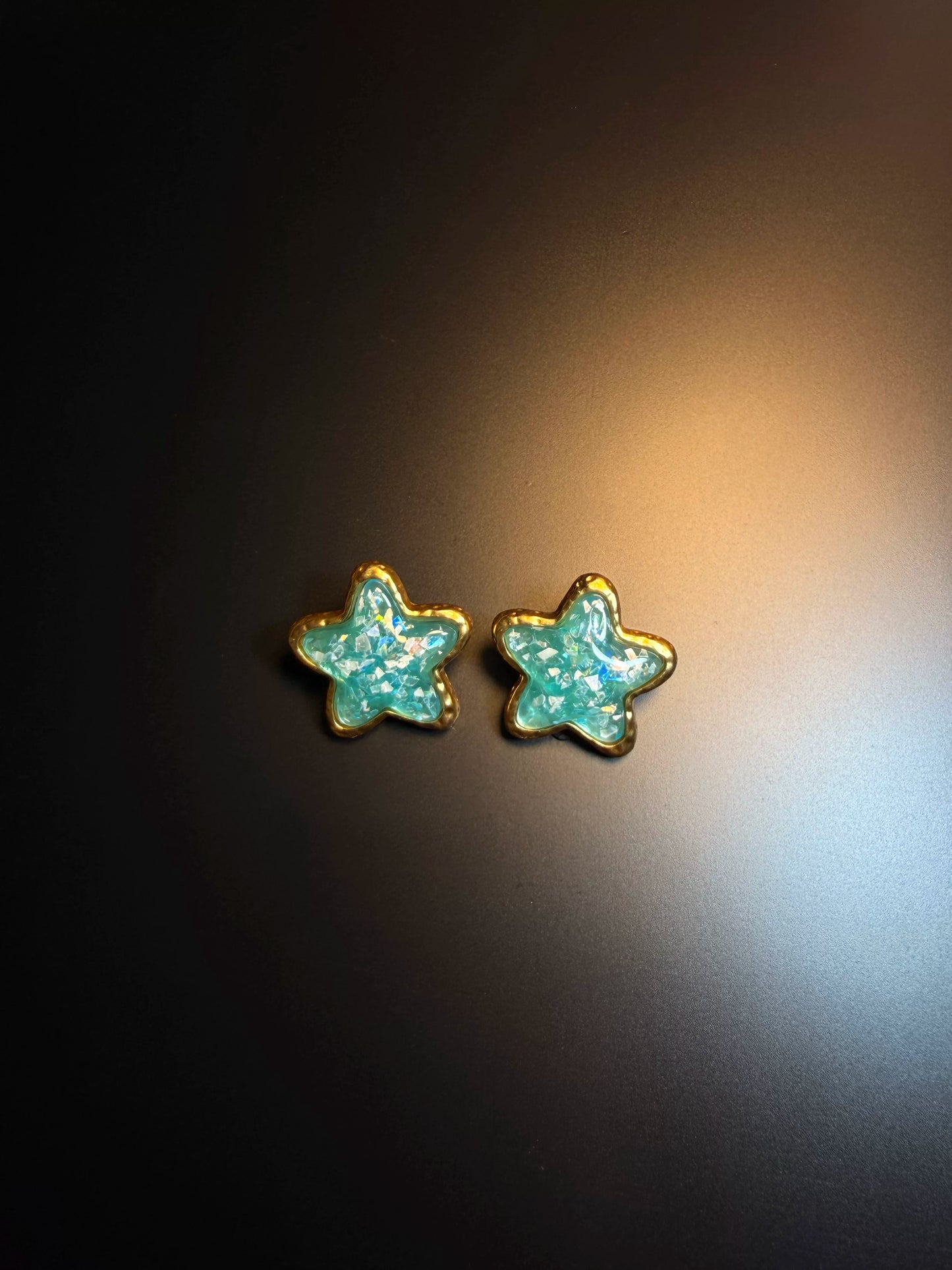 أقراط مسمار نجمة لامعة بلون أخضر بحري من YYBB Jewelry، ريزين بلون ذهبي، أسلوب سماوي كاوايي Y2K عتيق
