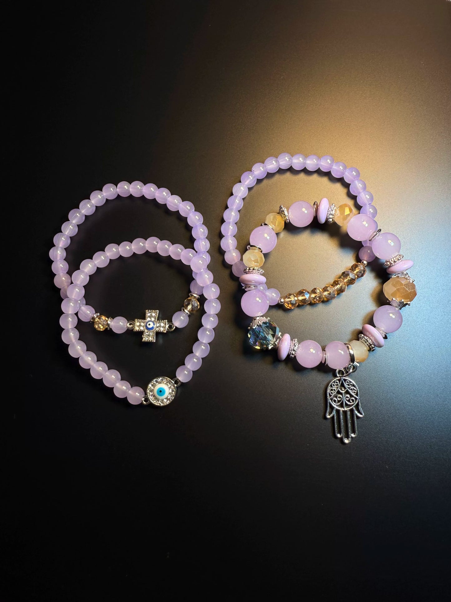 YYBB Jewelry Lot de 4 bracelets en perles lilas avec breloques main Hamsa, œil protecteur et croix, style bohème spirituel