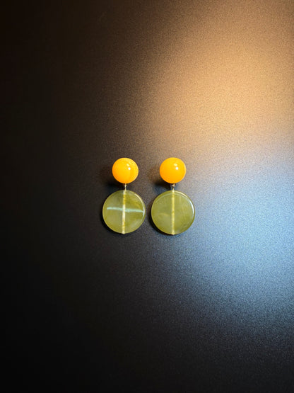 YYBB Jewelry Vintage Two-Tone Yellow and Green Geometric Drop Earrings Minimalist Mid-Century Modern Saffron and Moss Green Dangles