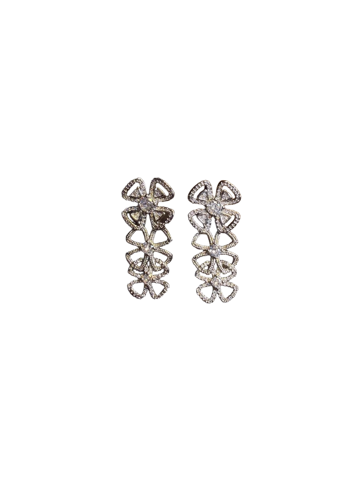 YYBB Jewelry Vintage Floral Drop Earrings with Pavé Cubic Zirconia, Silver-Tone Triple Bloom Bridal Statement Dangle Style